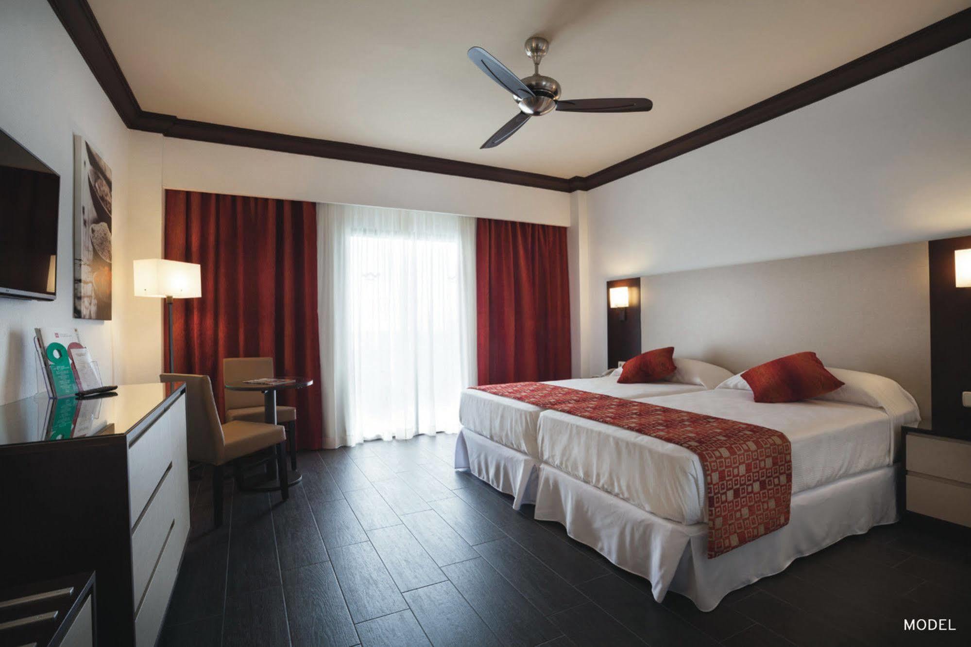 Hotel Riu Monica - Adults Only Nerja Eksteriør bilde